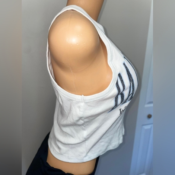 HOLLISTER CROP TOP SIZE XL - Picture 3 of 6